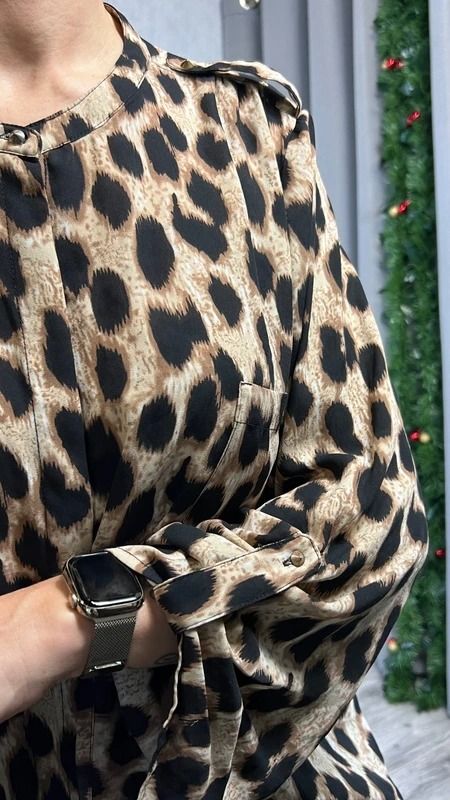 Bluzka szyfonowa w panterkowy print koszulowy fason z długim rękawem rozmiar 52 plus size 4